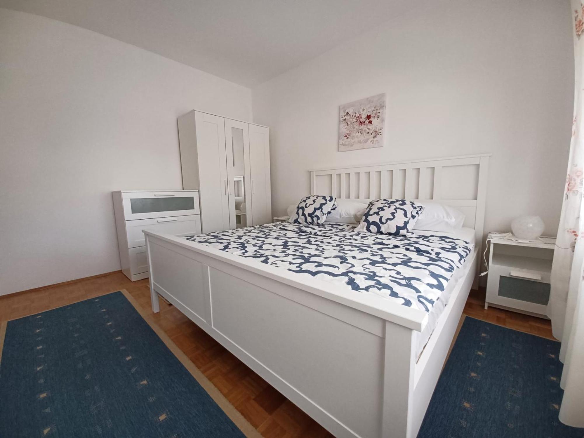 Apartments Simona ซริกเวนิซา ภายนอก รูปภาพ